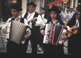 Soittajia Coimbrassa