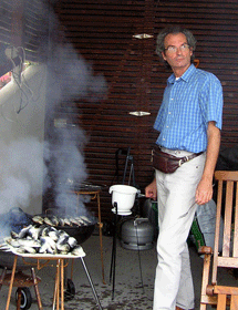 Joao Esteves valmistelee sardiineja